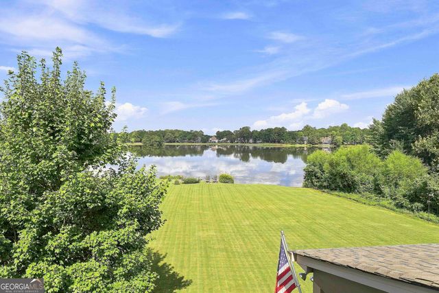 402 Vanderbilt Parkway, Newnan, GA 30265