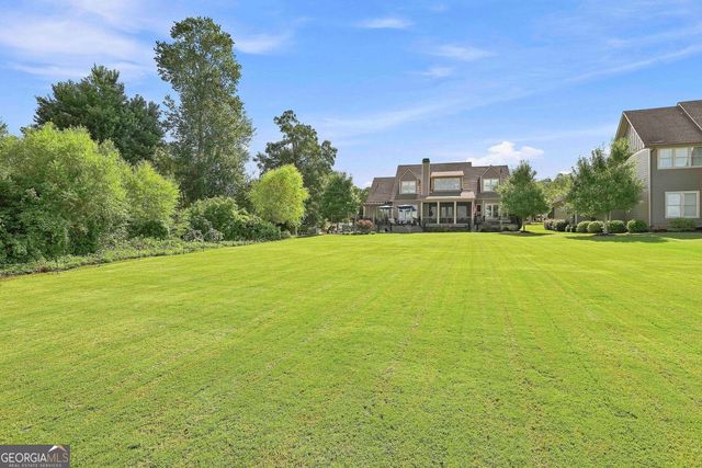 402 Vanderbilt Parkway, Newnan, GA 30265