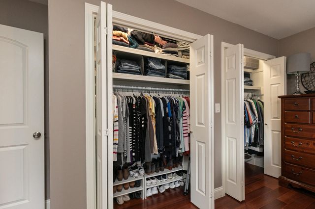 2555 W Sexton Drive, Springfield, MO 65810