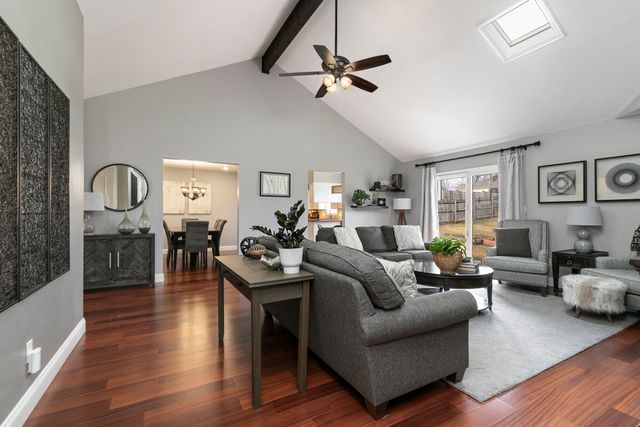 2555 W Sexton Drive, Springfield, MO 65810