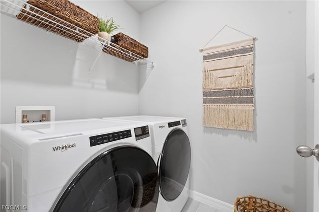 20337 Camino Torcido LOOP, North Fort Myers, FL 33917