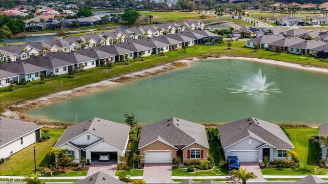 20337 Camino Torcido LOOP, North Fort Myers, FL 33917