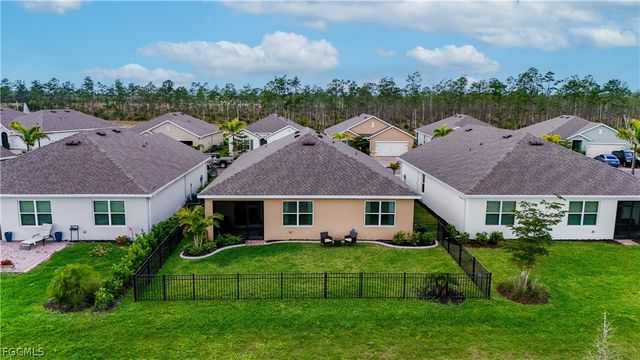 20337 Camino Torcido LOOP, North Fort Myers, FL 33917