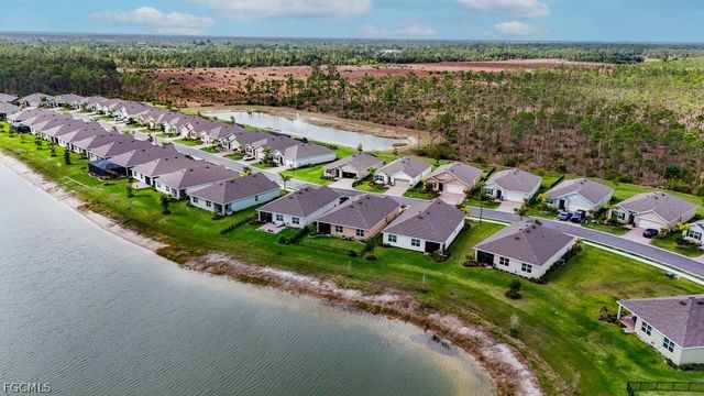 20337 Camino Torcido LOOP, North Fort Myers, FL 33917