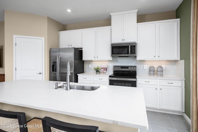 1808 Kendall Pointe Place, Melbourne, FL 32935