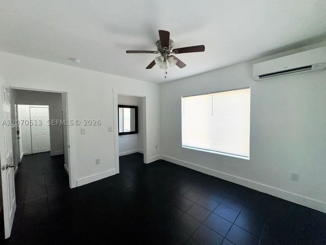 1631 NW 3 St 5, Miami, FL 33125