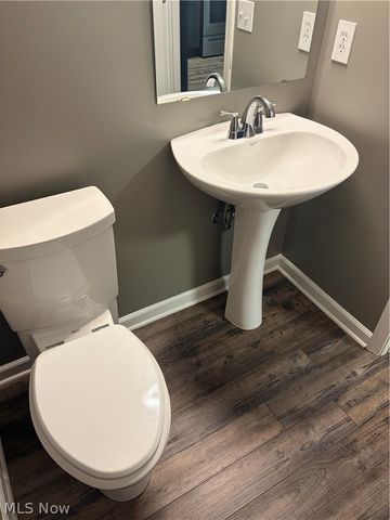 30056 Euclid Avenue 7, Wickliffe, OH 44092
