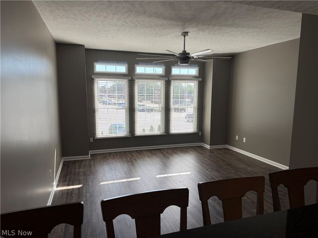 30056 Euclid Avenue 7, Wickliffe, OH 44092