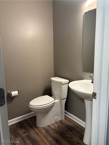 30056 Euclid Avenue 7, Wickliffe, OH 44092