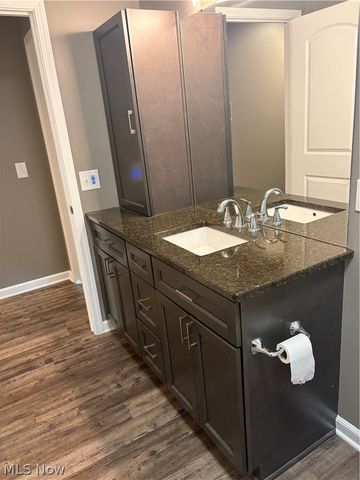 30056 Euclid Avenue 7, Wickliffe, OH 44092