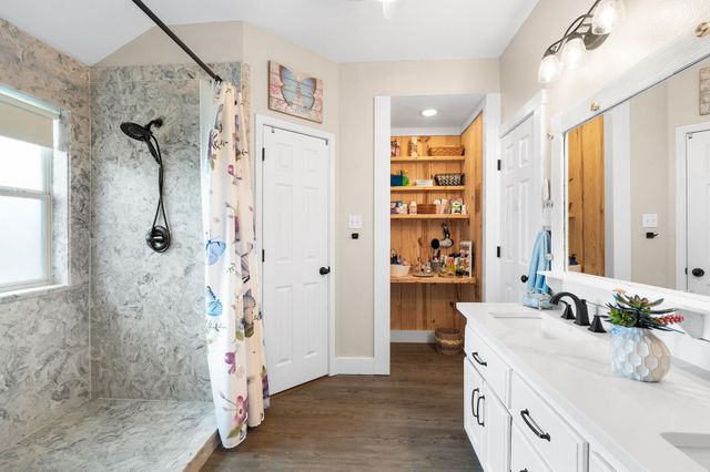 1006 Lonestar DR, Kempner, TX 76539