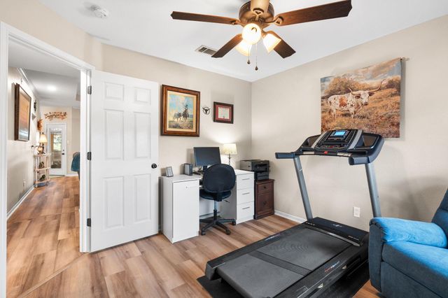 1006 Lonestar DR, Kempner, TX 76539