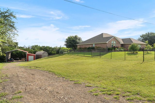 1006 Lonestar DR, Kempner, TX 76539