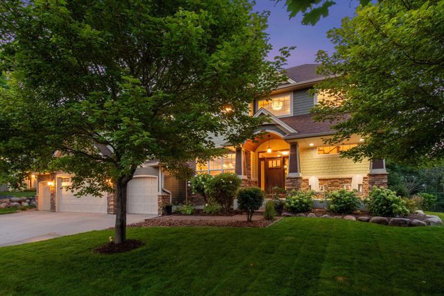 15710 52nd Avenue N, Plymouth, MN 55446