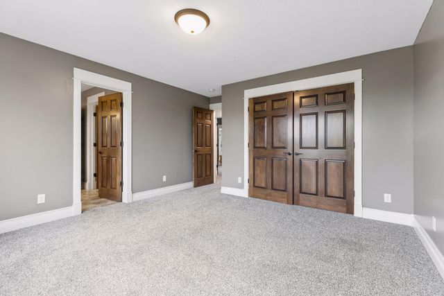 15710 52nd Avenue N, Plymouth, MN 55446