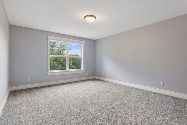 15710 52nd Avenue N, Plymouth, MN 55446