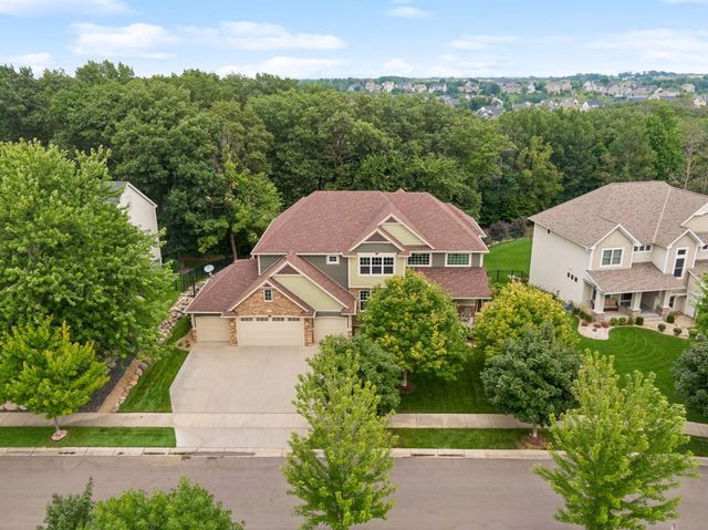 15710 52nd Avenue N, Plymouth, MN 55446