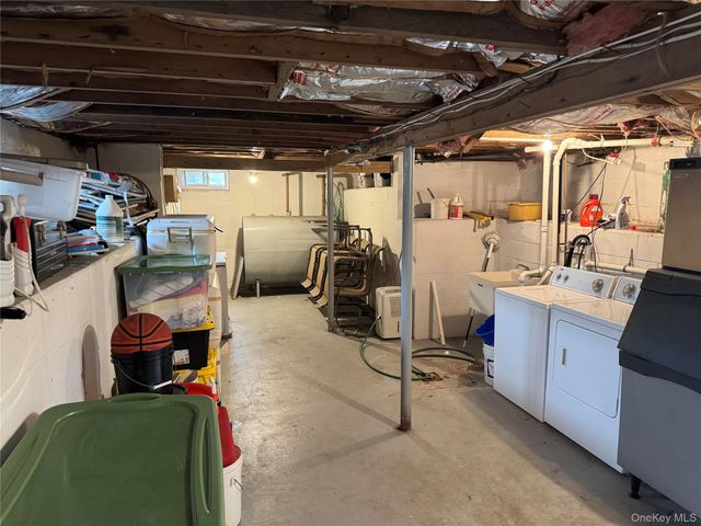 44 Cedar Drive, Miller Place, NY 11764