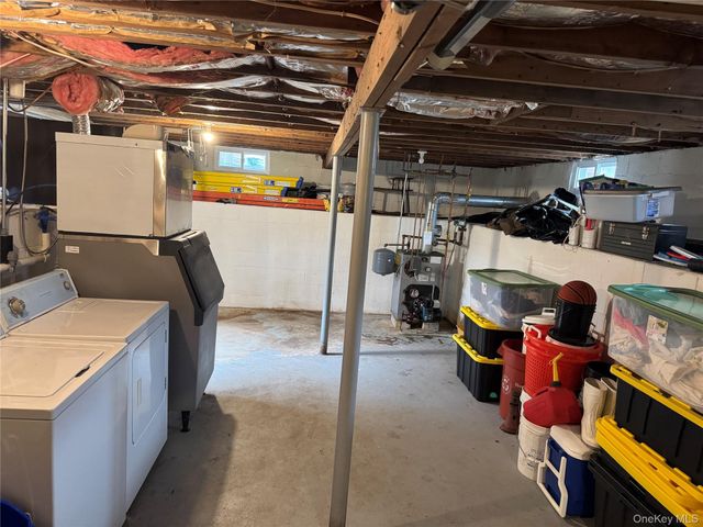 44 Cedar Drive, Miller Place, NY 11764