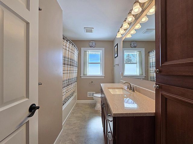 N65W24157 Poplar AVENUE, Sussex, WI 53089