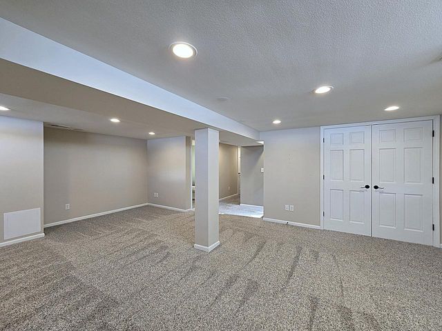 N65W24157 Poplar AVENUE, Sussex, WI 53089