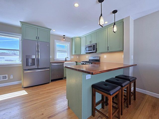 N65W24157 Poplar AVENUE, Sussex, WI 53089