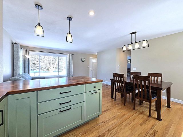 N65W24157 Poplar AVENUE, Sussex, WI 53089