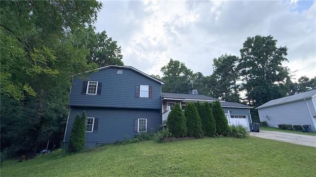 2740 Old Ivy Court, Buford, GA 30519