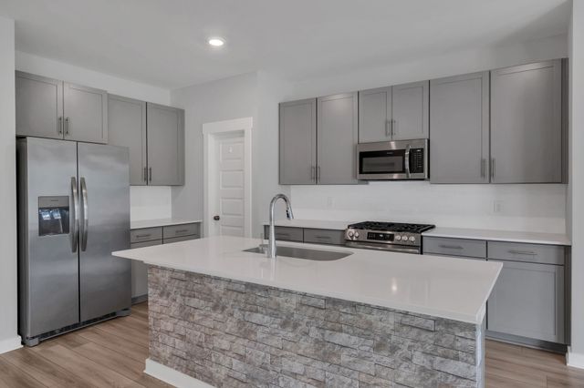 140 Ravens Crest Ave, Mount Juliet, TN 37122