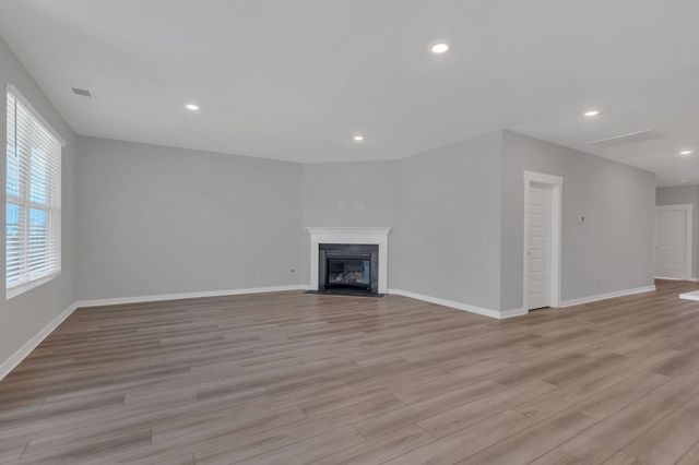140 Ravens Crest Ave, Mount Juliet, TN 37122