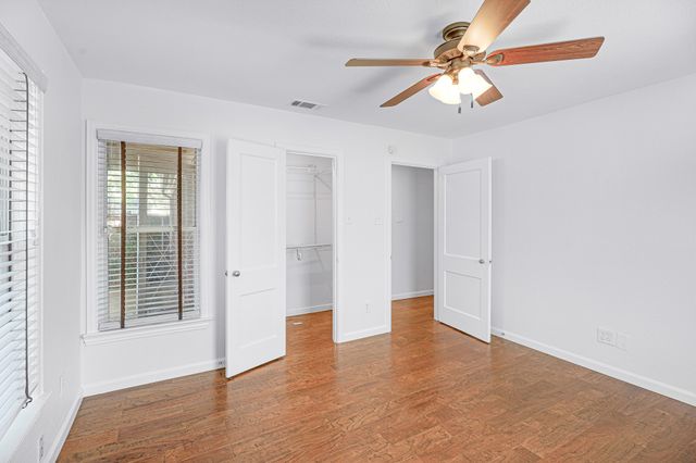 6220 Kenwood Avenue, Dallas, TX 75214