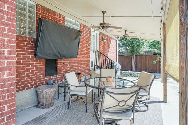 6220 Kenwood Avenue, Dallas, TX 75214