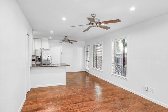6220 Kenwood Avenue, Dallas, TX 75214