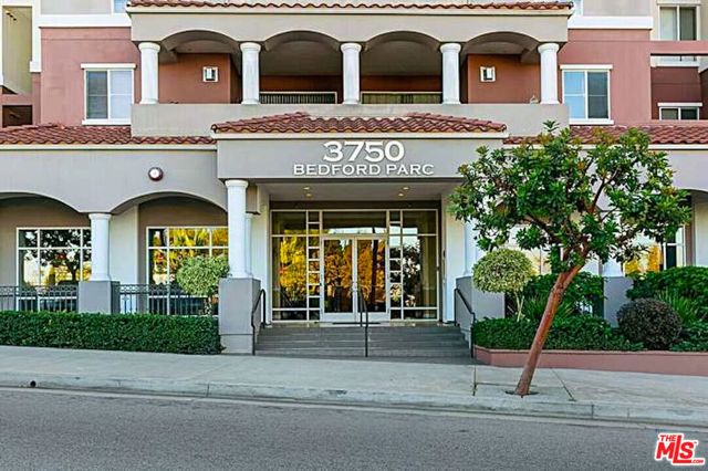 3750 W Santa Rosalia Drive 214, Los Angeles, CA 90008