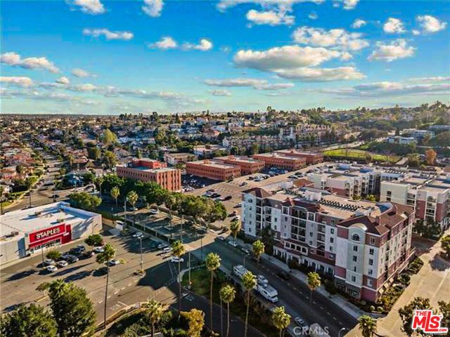 3750 W Santa Rosalia Drive 214, Los Angeles, CA 90008