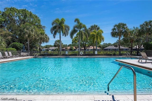 7115 Wild Forest CT 201, Naples, FL 34109
