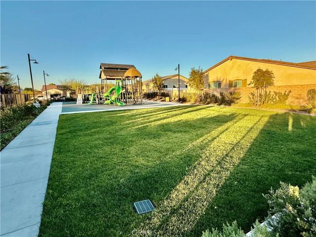 1927 Breachy Way, Hemet, CA 92545