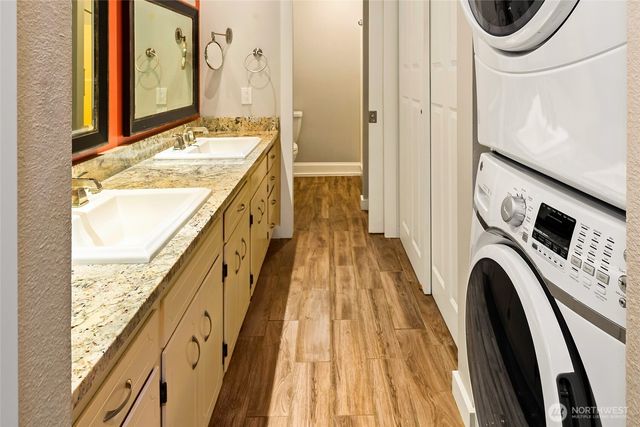 106 Chinook Place, La Conner, WA 98257