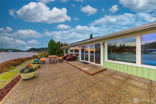 106 Chinook Place, La Conner, WA 98257