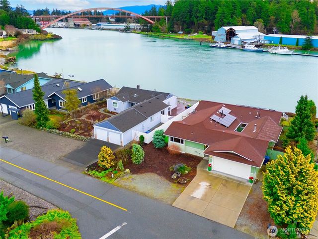 106 Chinook Place, La Conner, WA 98257