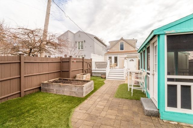 44 Paris St., Medford, MA 02155