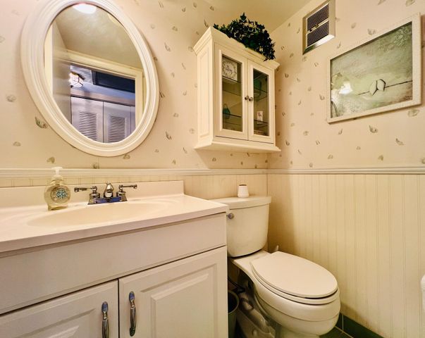 126 Andover E, West Palm Beach, FL 33417