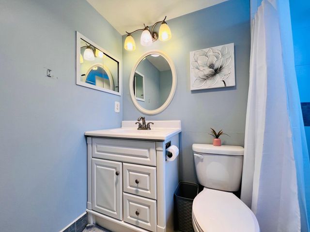 126 Andover E, West Palm Beach, FL 33417