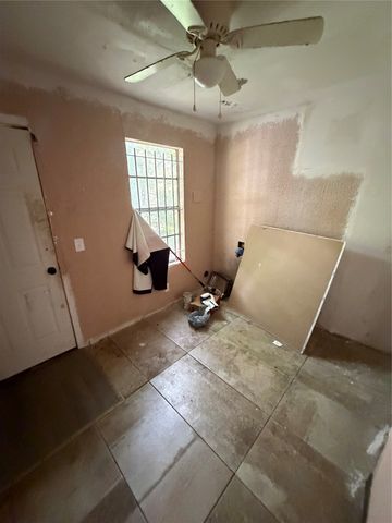 1906 Walnut Street, Shreveport, LA 71103