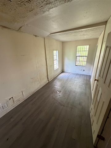 1906 Walnut Street, Shreveport, LA 71103