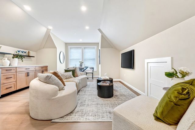 22 Pauline St. 5, Winthrop, MA 02152