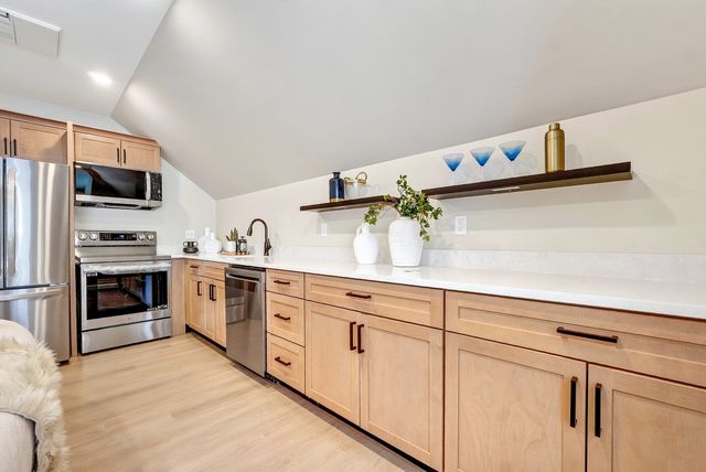 22 Pauline St. 5, Winthrop, MA 02152