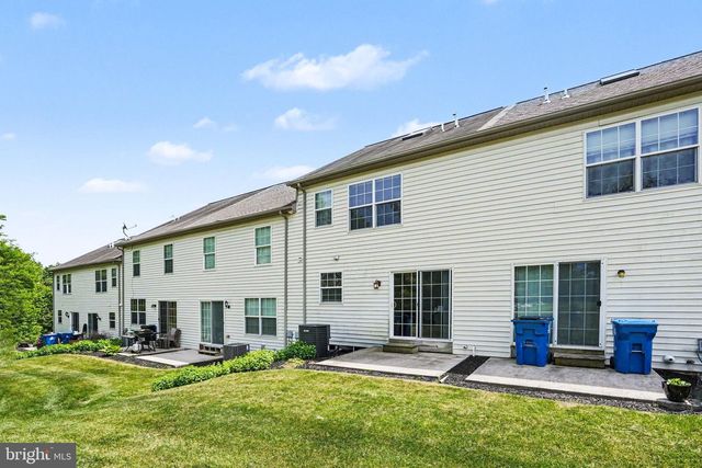 239 BUCKLEY DR, Harrisburg, PA 17112