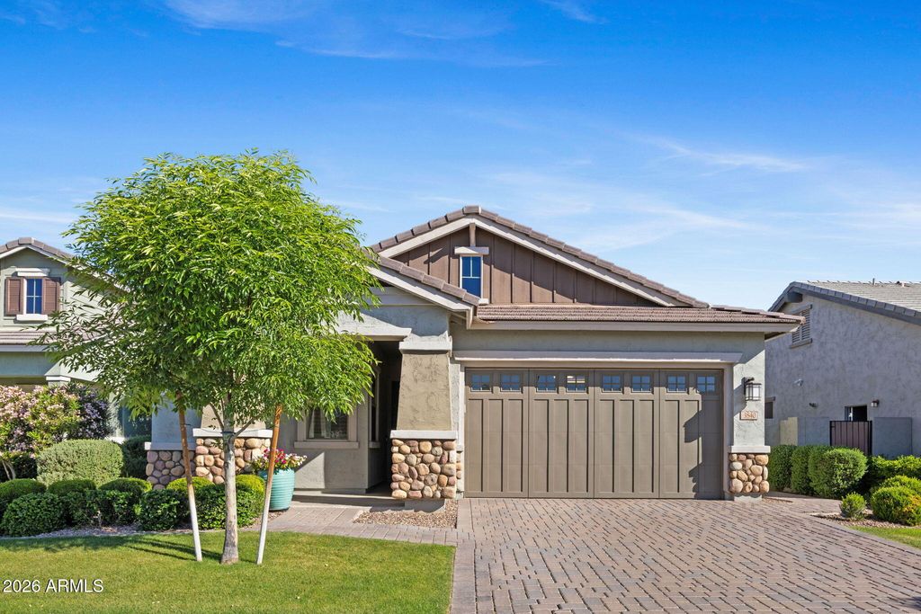 3840 E SPRING WHEAT Lane, Gilbert, AZ 85296