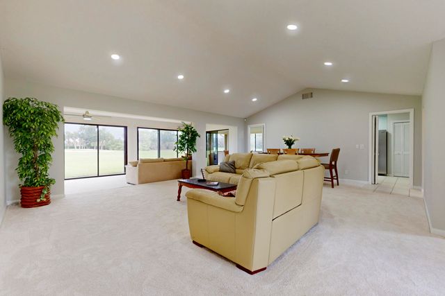 1543 SW Troon Circle, Palm City, FL 34990